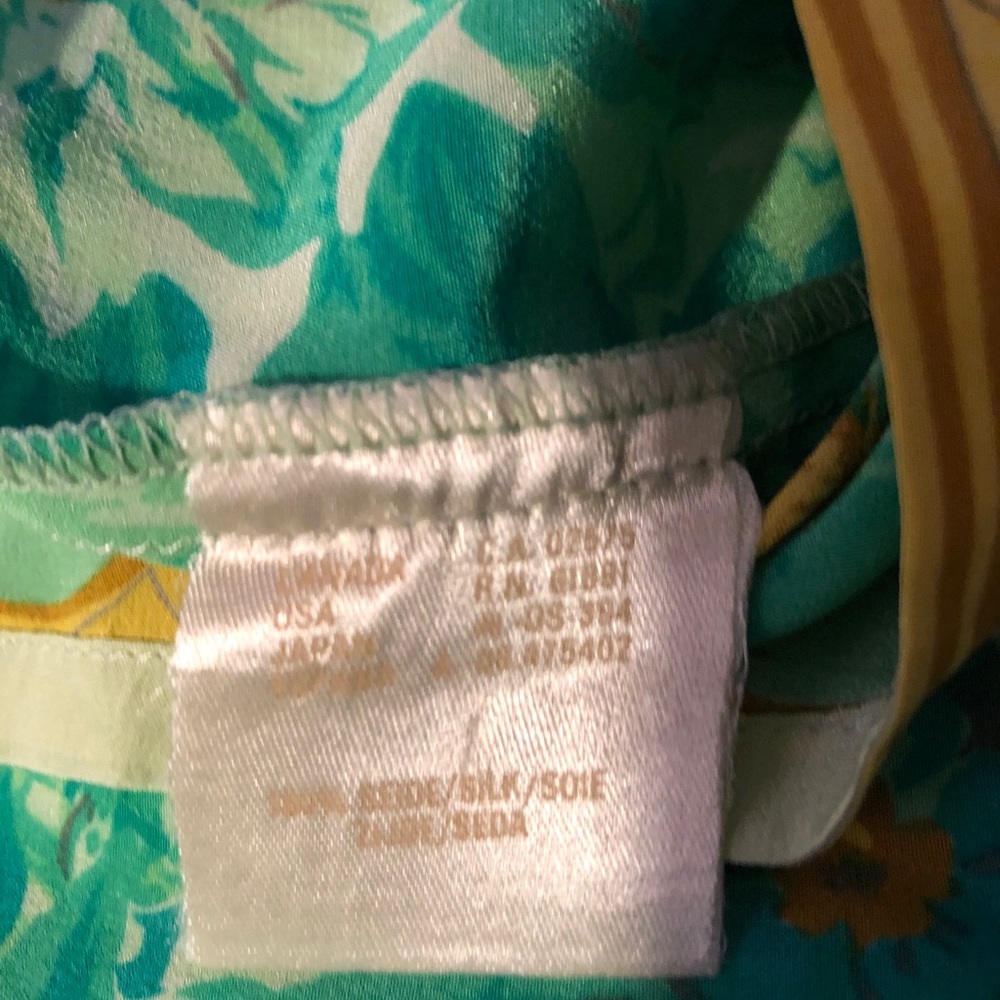 Escada Top - Picture 4 of 5